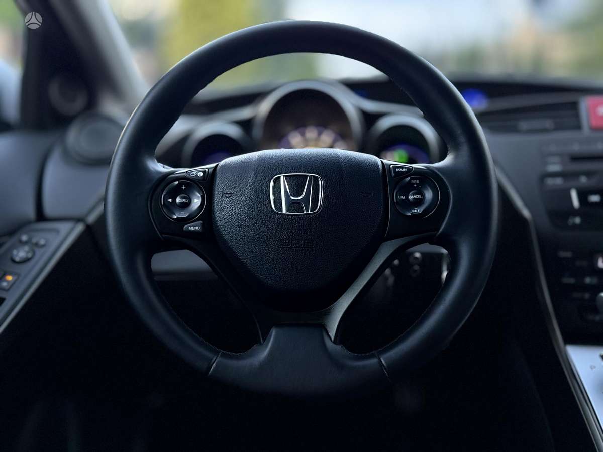 Honda Civic, 1.8 l., hatchback