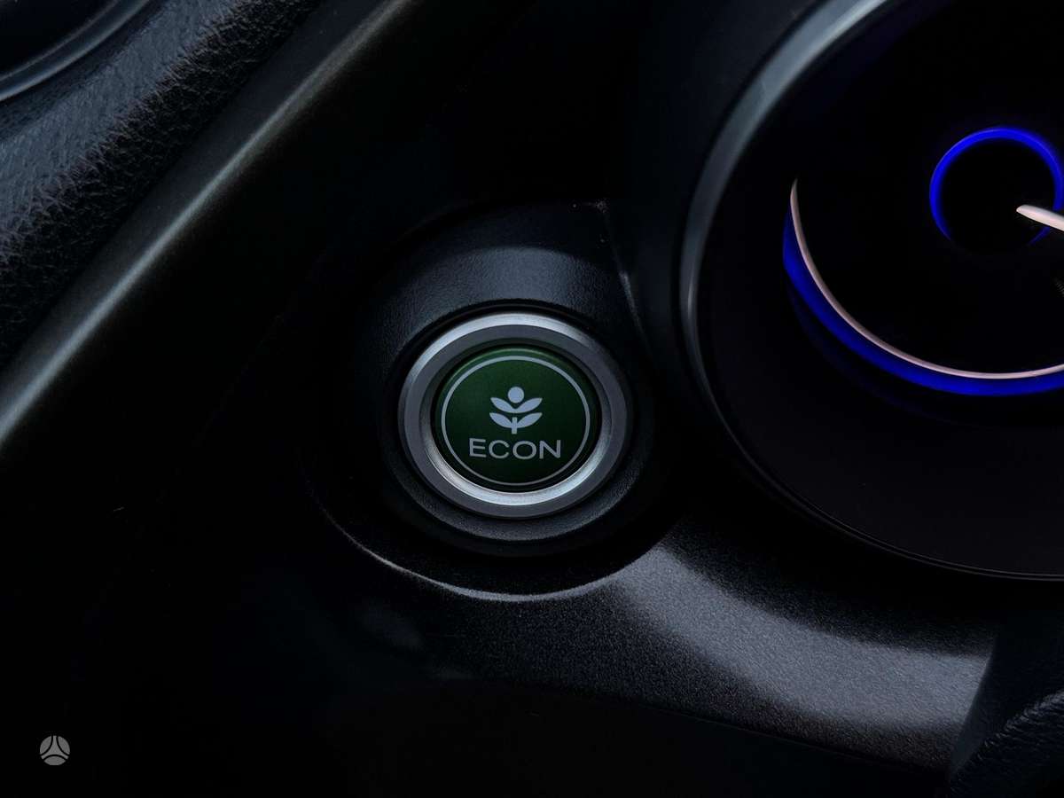 Honda Civic, 1.8 l., hatchback