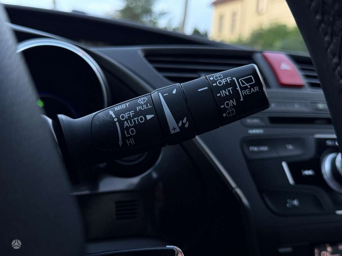 Honda Civic, 1.8 l., hatchback