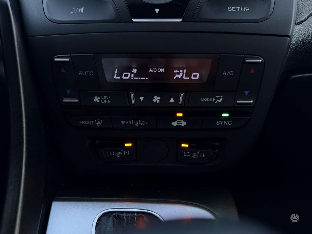 Honda Civic, 1.8 l., hatchback