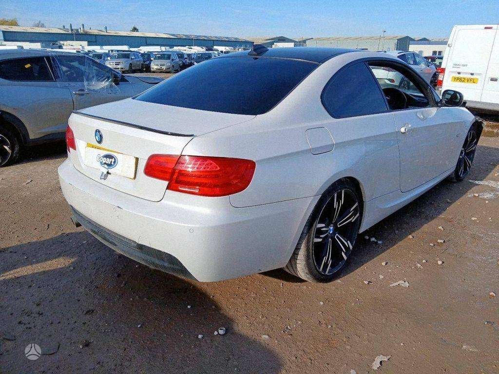 BMW 3 serija