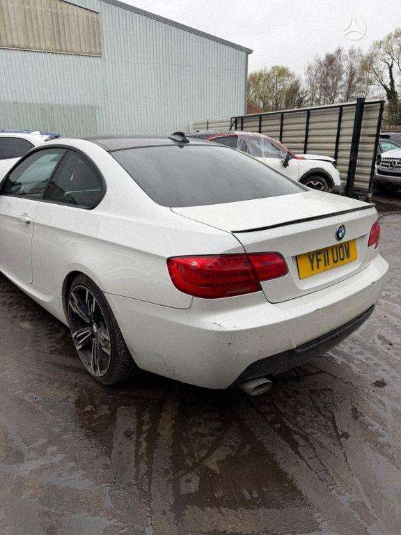 BMW 3 serija