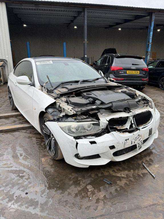 BMW 3 serija