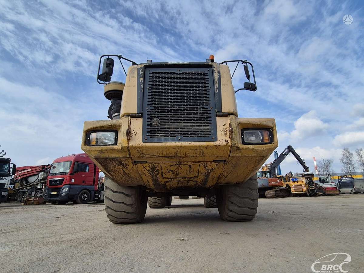 Bell B25D 6X6, самосвалы