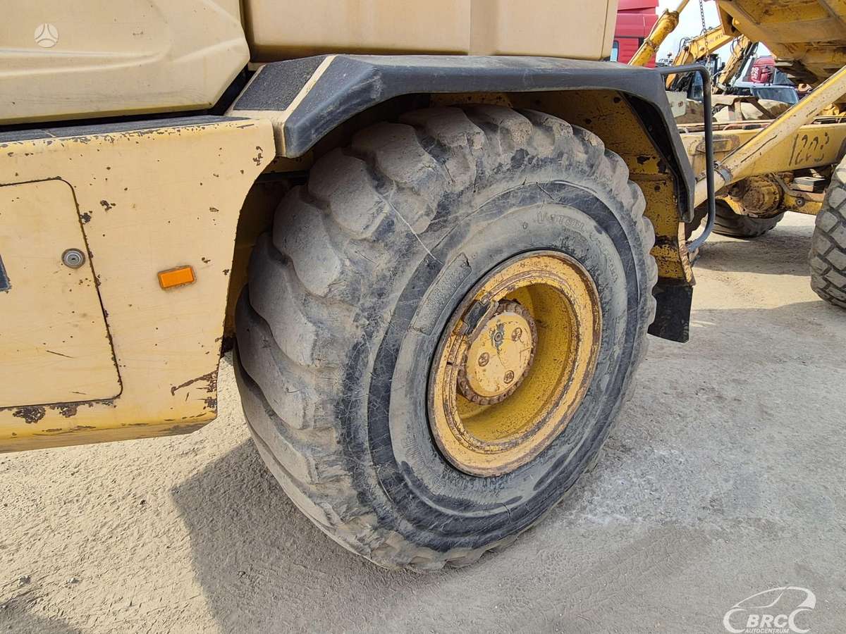 Bell B25D 6X6, самосвалы