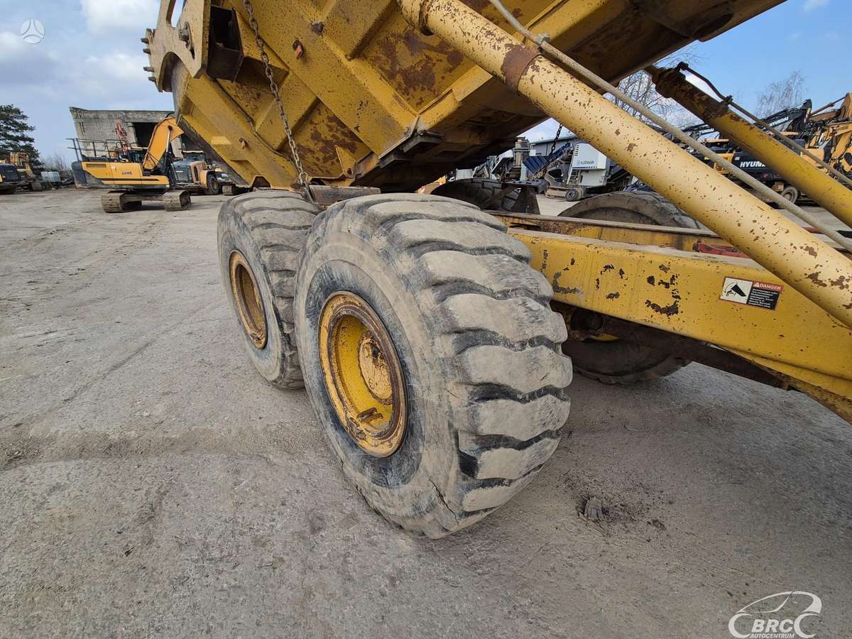 Bell B25D 6X6, самосвалы