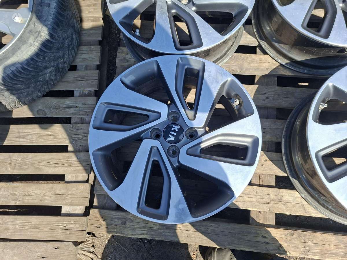 KIA, lengvojo lydinio, R17