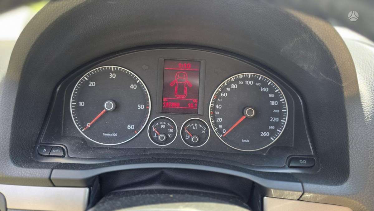 Volkswagen Golf - 9