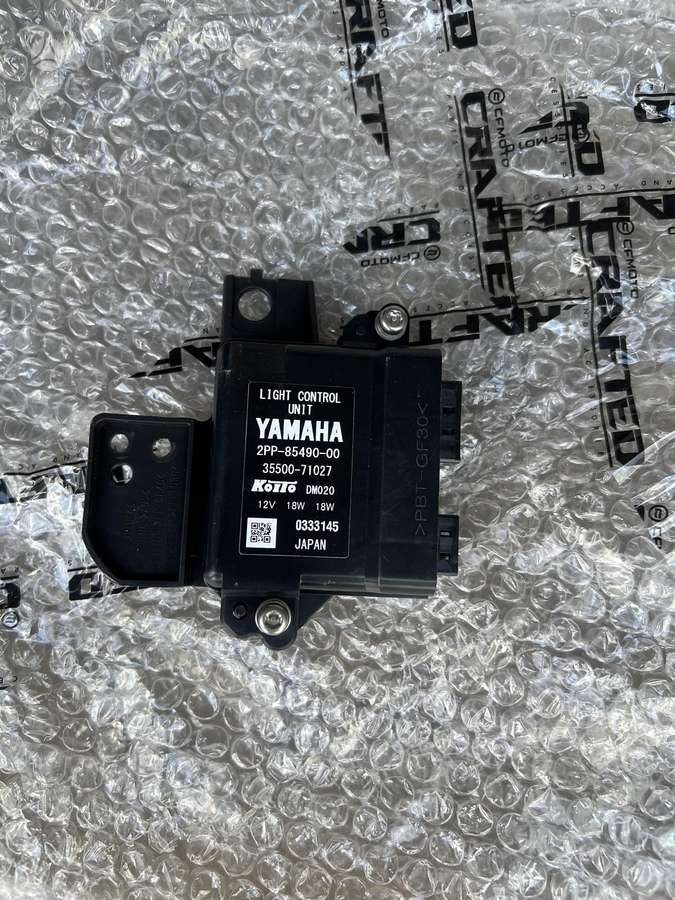 Yamaha R1, superbikes