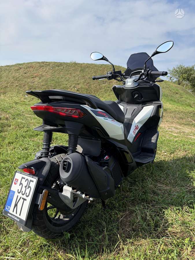 Aprilia SR 125cc, scooters / mopeds