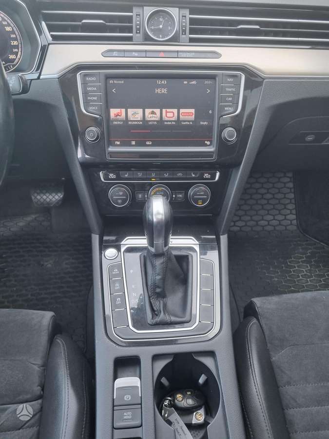 Volkswagen Passat, 2.0 l., Универсал