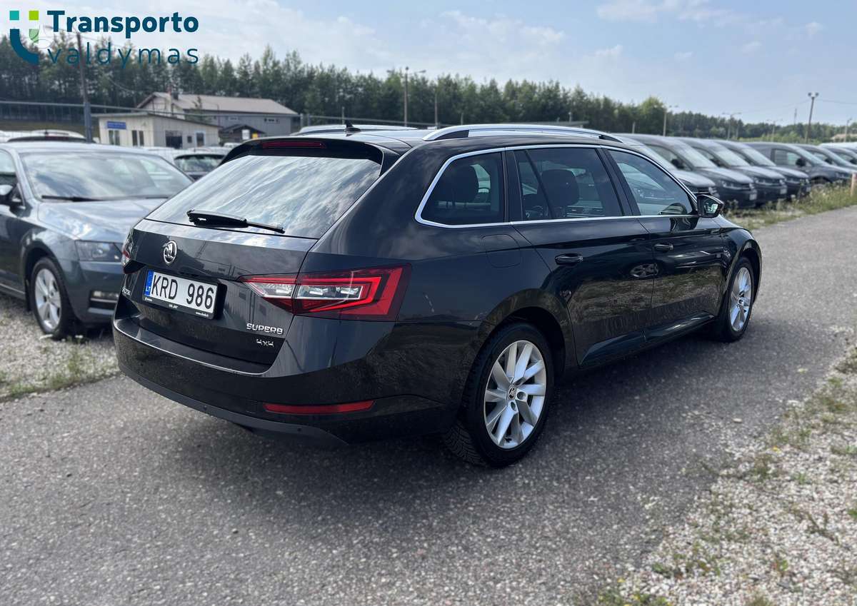 Skoda Superb, 2.0 l., Универсал