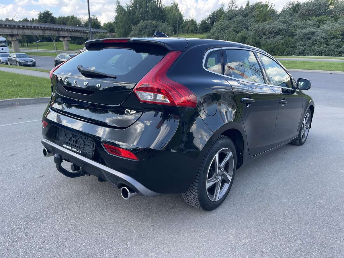 Volvo V40, 2.0 l., Хэтчбек
