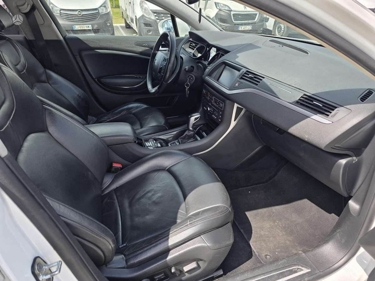 Citroen C5, 2.0 l., Седан