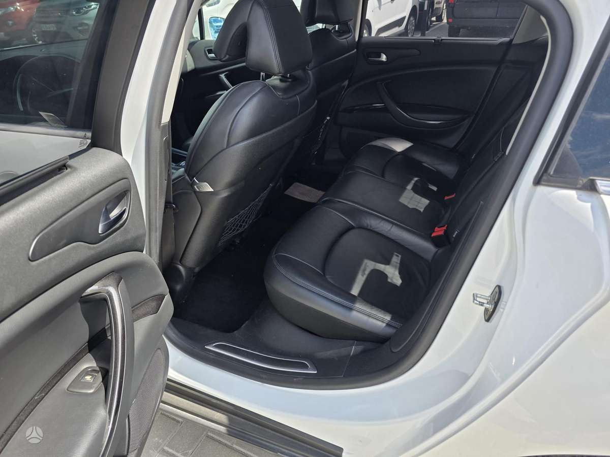 Citroen C5, 2.0 l., Седан