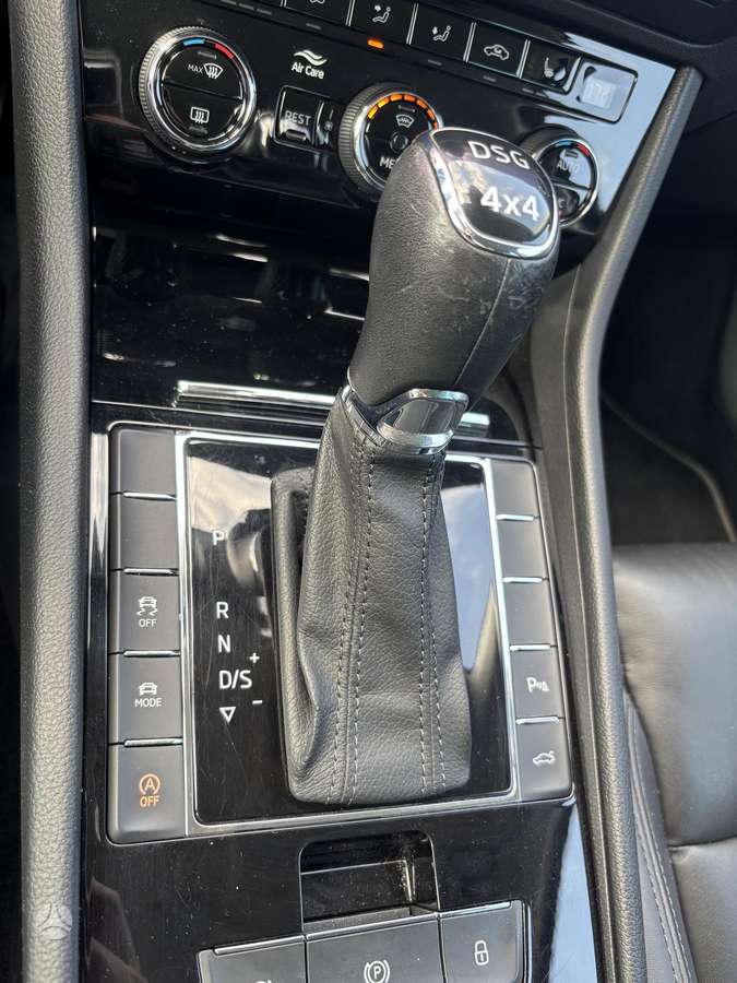Skoda Superb, 2.0 l., Универсал