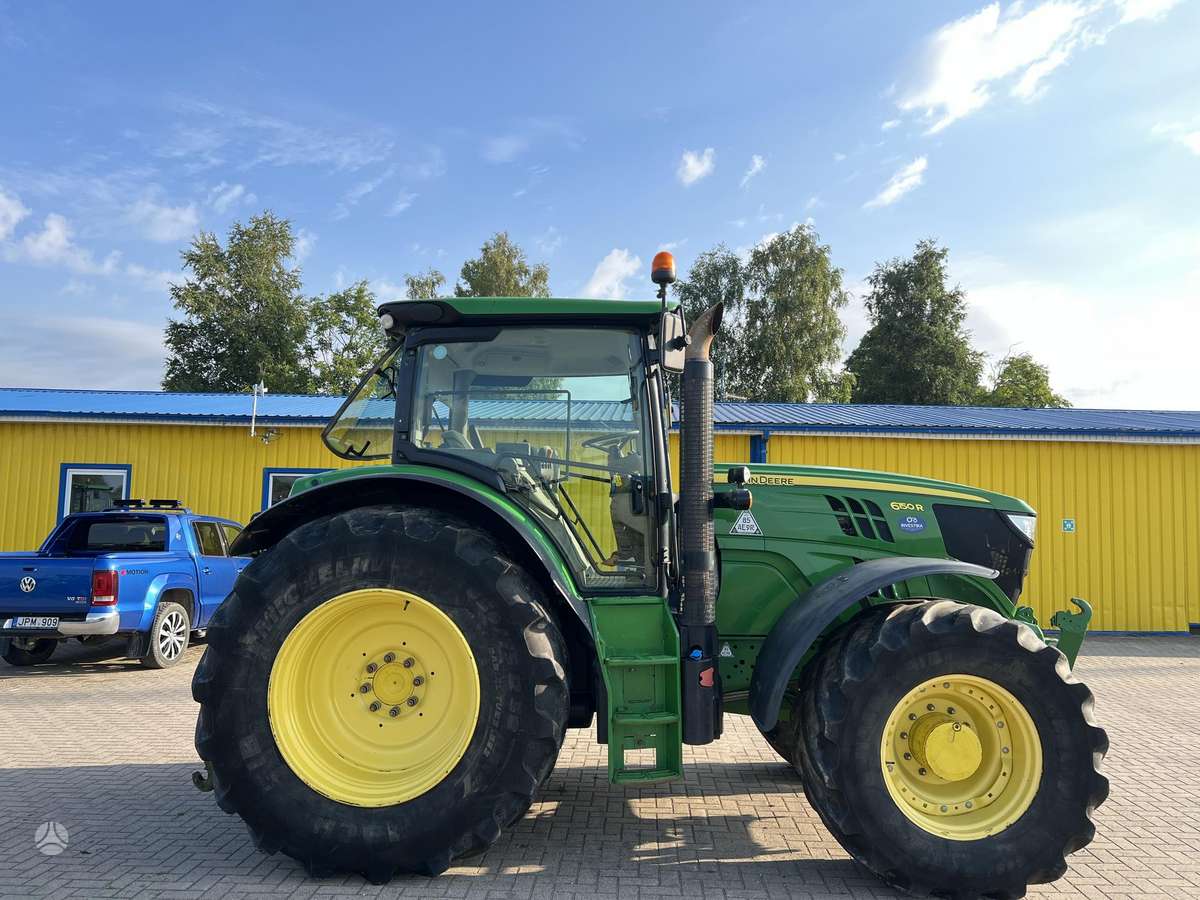John Deere 6150R, traktoriai