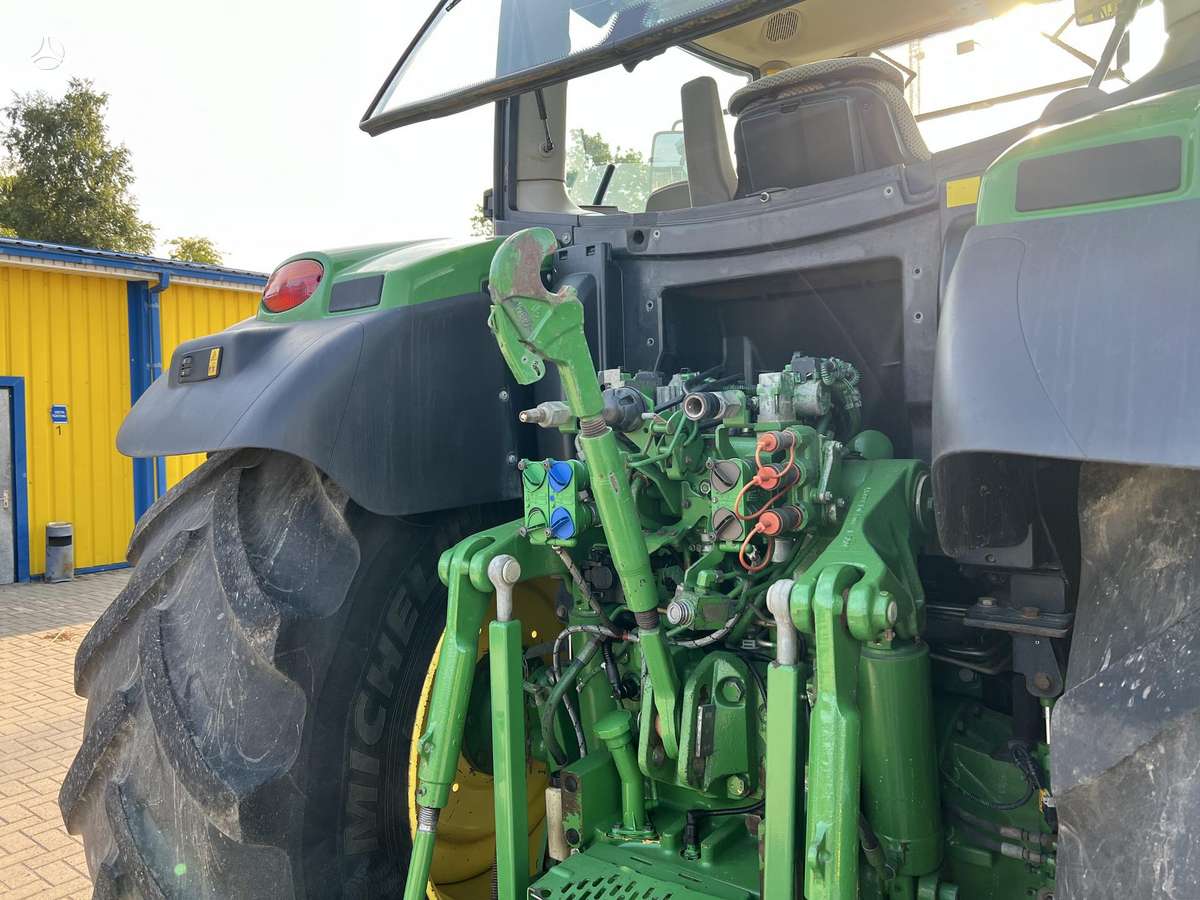 John Deere 6150R, тракторы