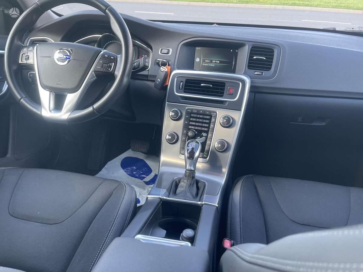 Volvo V60, 2.0 l., Универсал