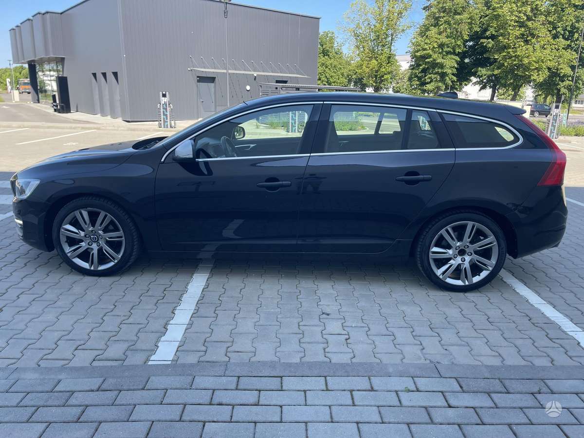 Volvo V60, 2.0 l., Универсал