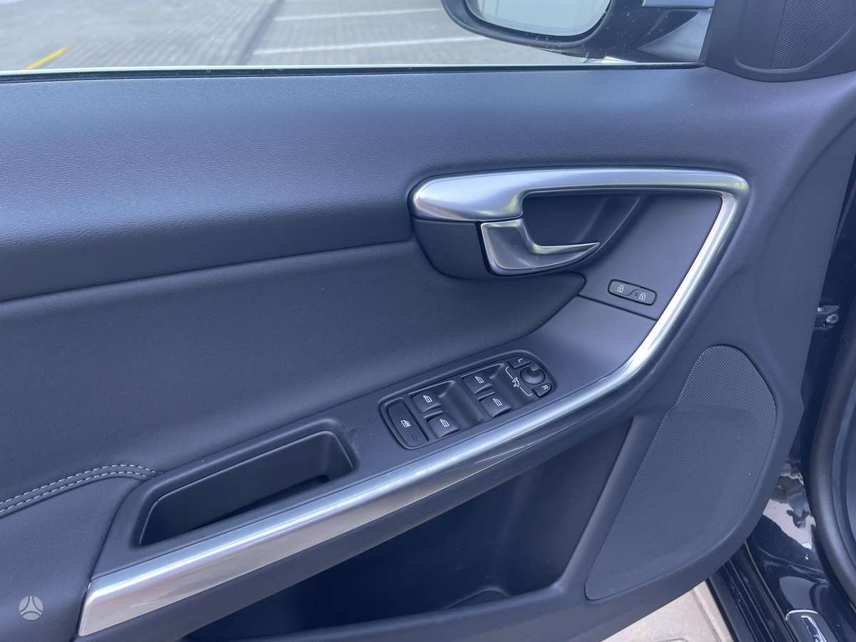 Volvo V60, 2.0 l., Универсал