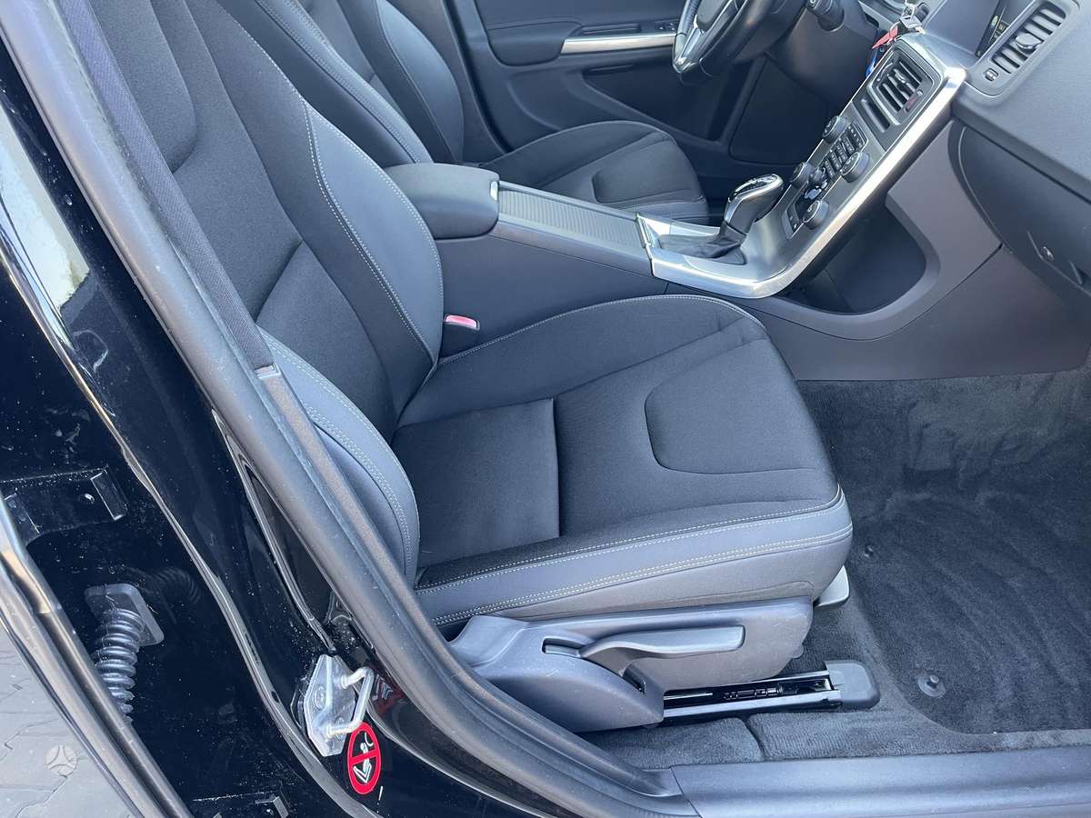 Volvo V60, 2.0 l., Универсал