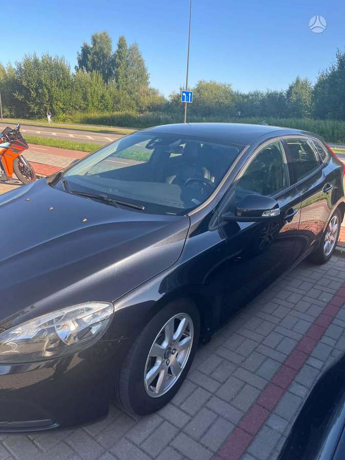 Volvo V40, 1.6 l., Хэтчбек