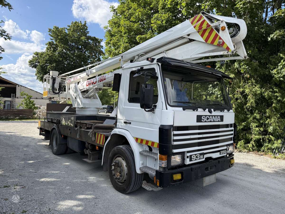 Scania 93 Dino 160 17m, с краном