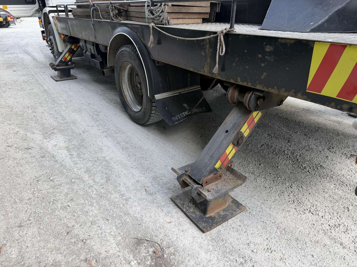 Scania 93 Dino 160 17m, с краном
