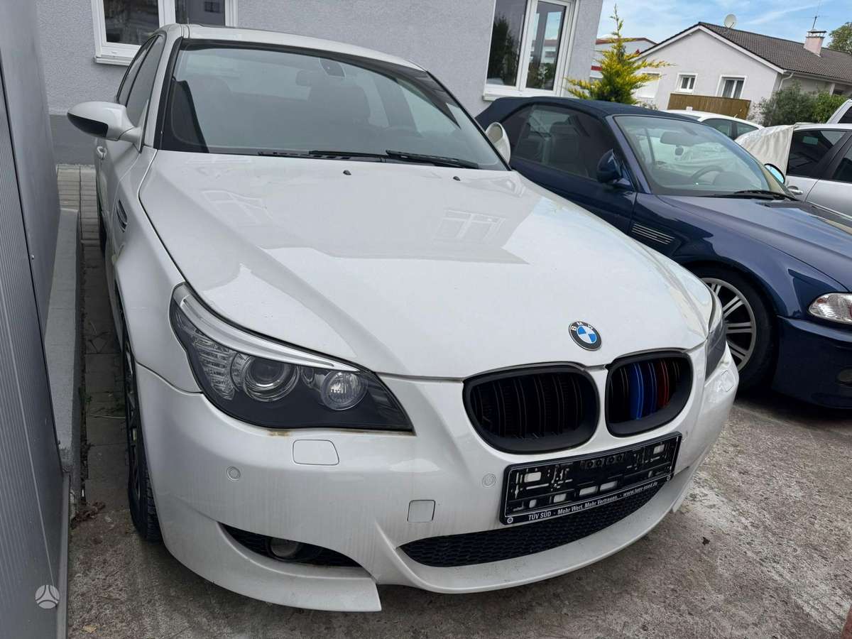 BMW M5, 5.0 l., Седан