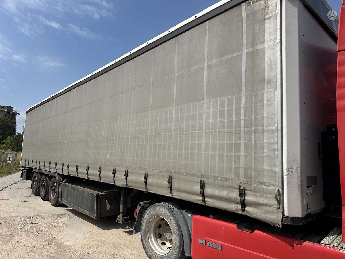 Kögel Silver green, užuolaidinės / tentinės