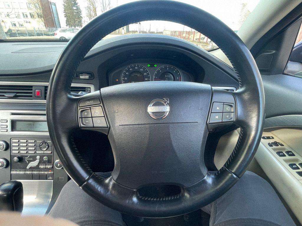 Volvo S80
