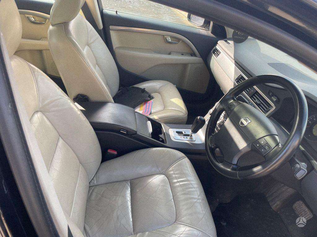Volvo S80