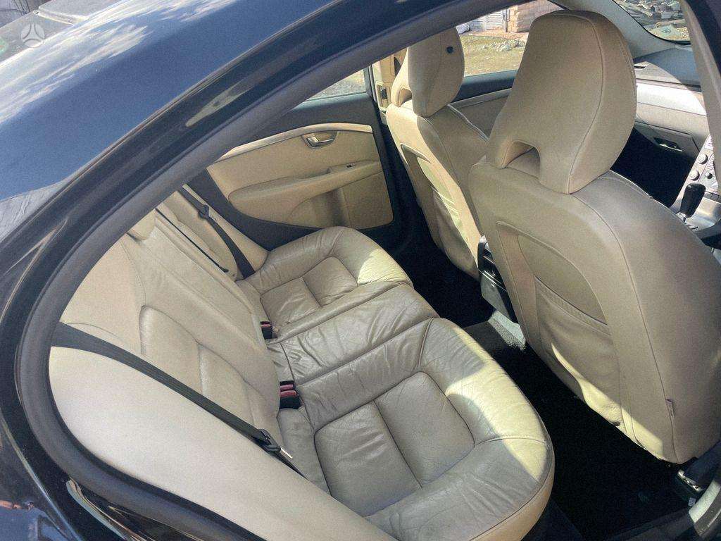 Volvo S80