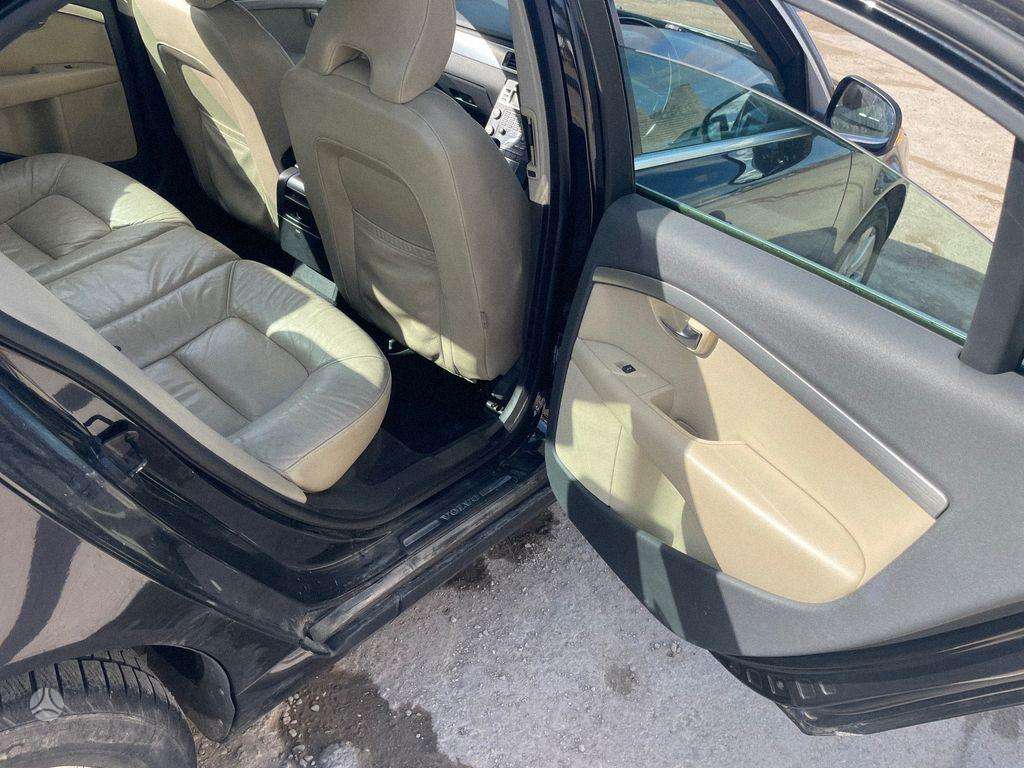 Volvo S80