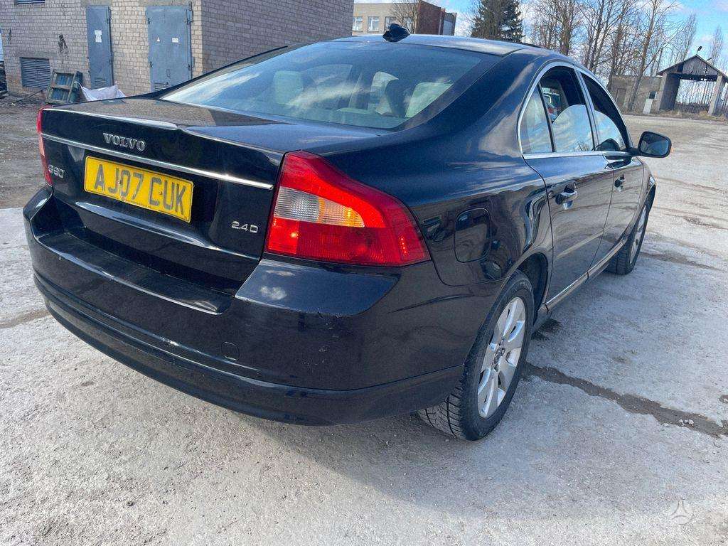 Volvo S80