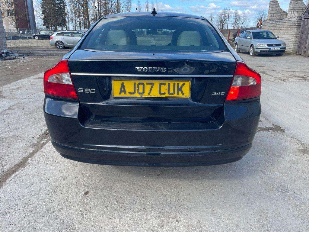 Volvo S80