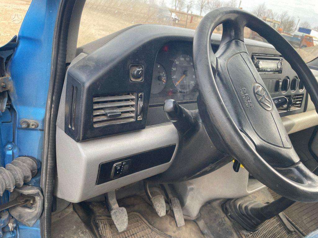 Volkswagen LT, preču
