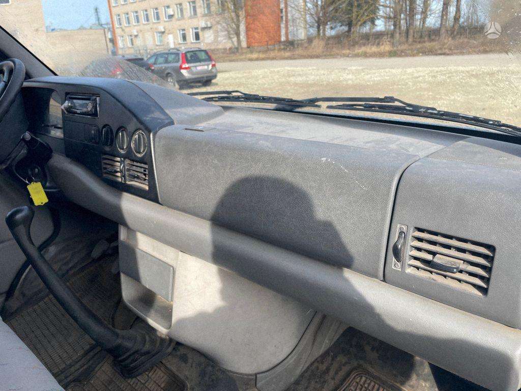 Volkswagen LT, cargo vans