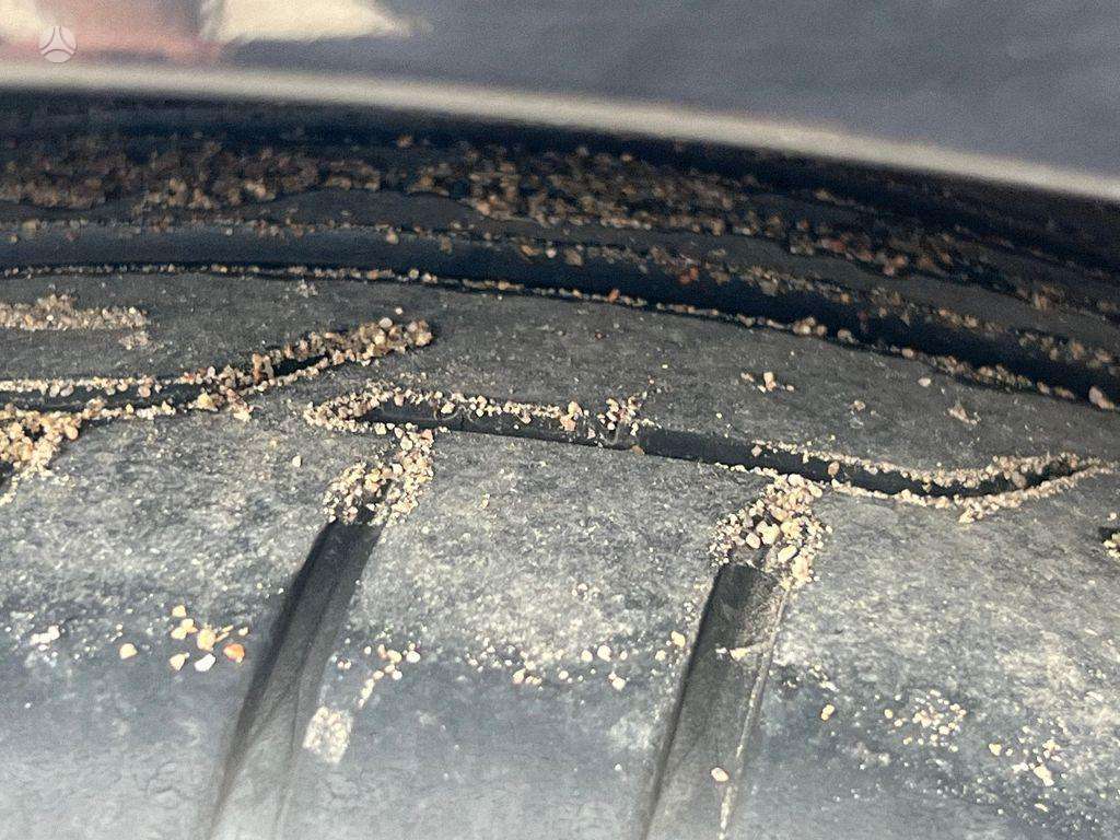 BMW 5 serija 37062388618