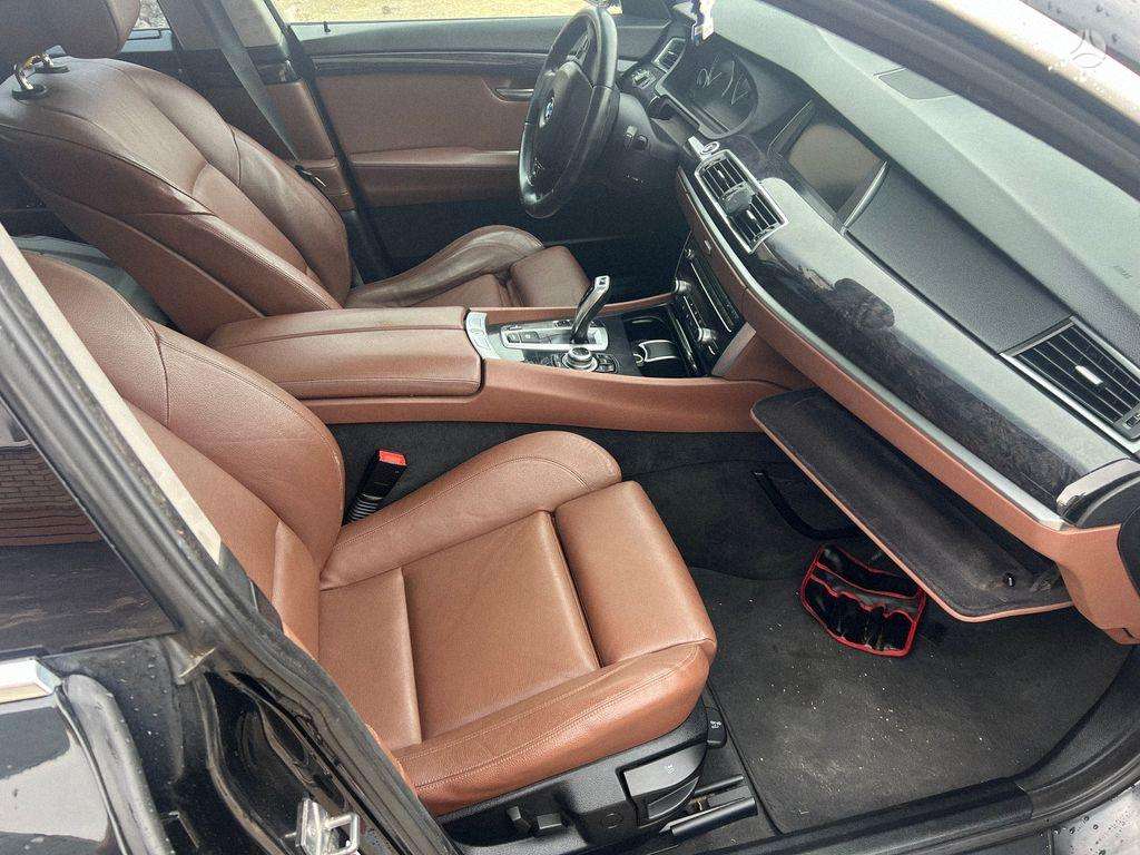 BMW 5 serija 37062388618