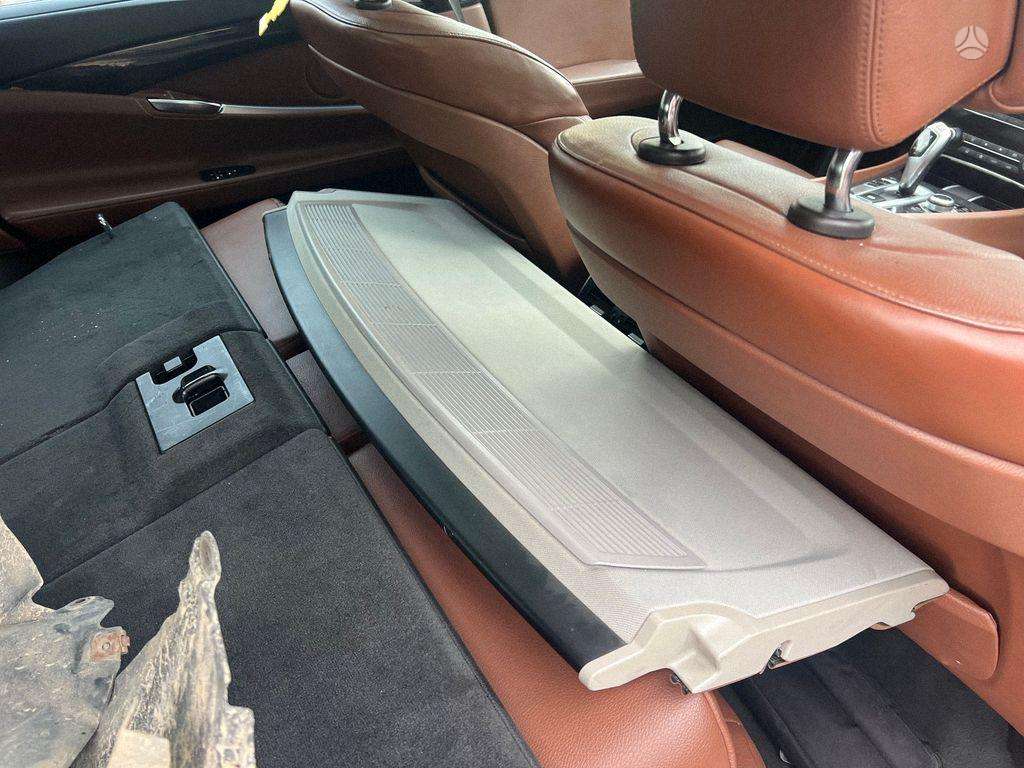 BMW 5 serija 37062388618