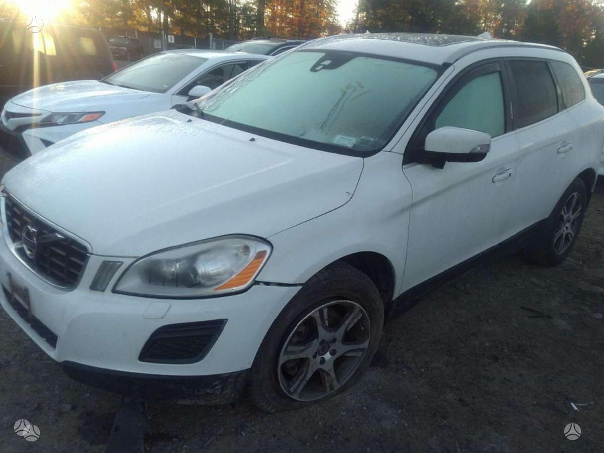 Volvo XC60 dalimis