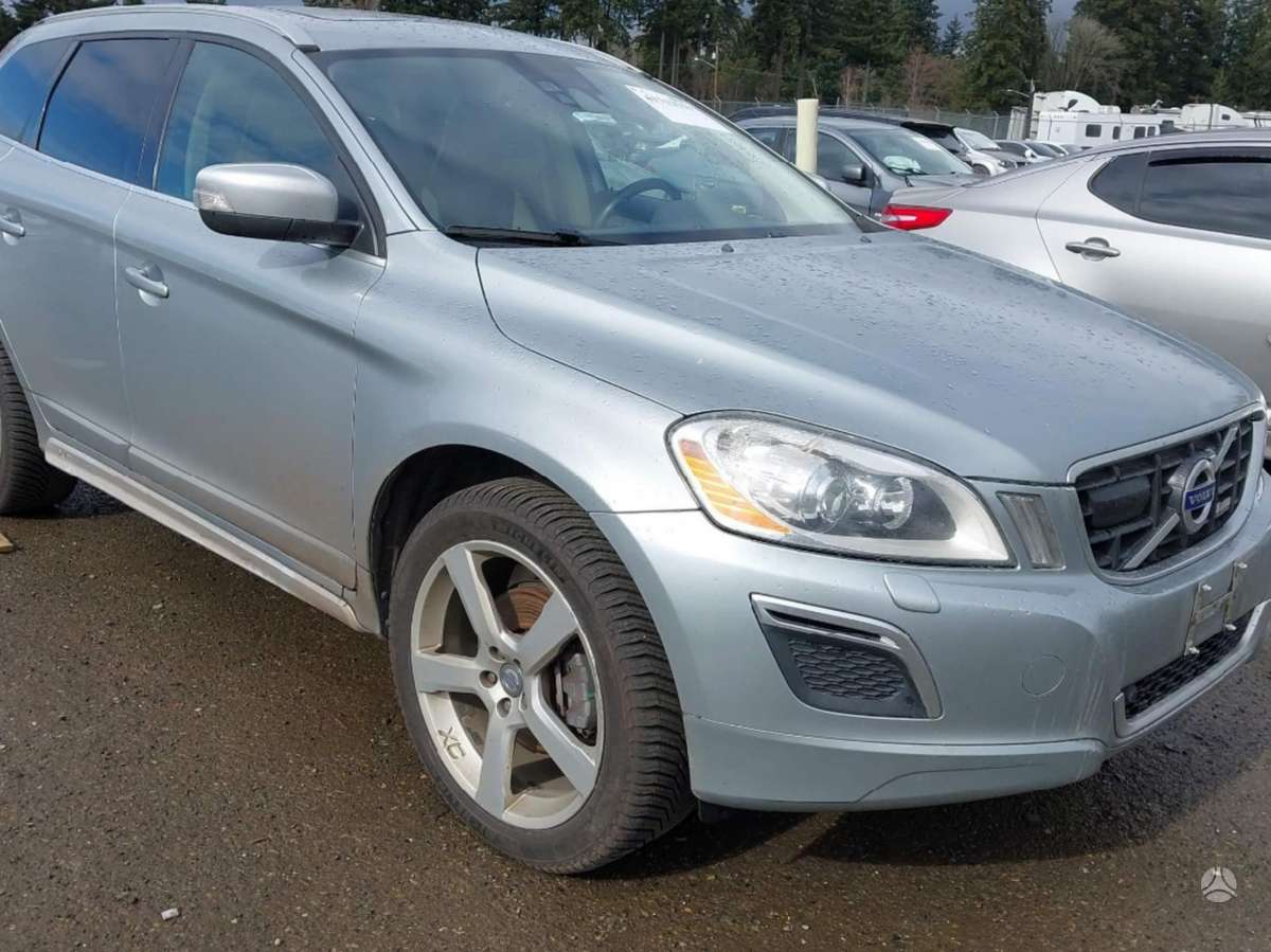 Volvo XC60 по частям