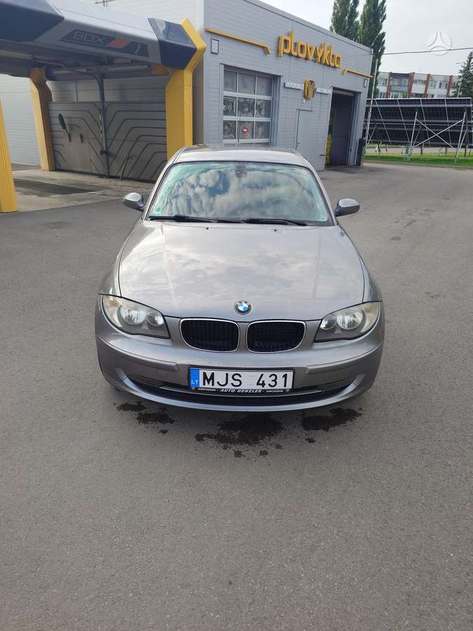 BMW 118, 2.0 l., Хэтчбек