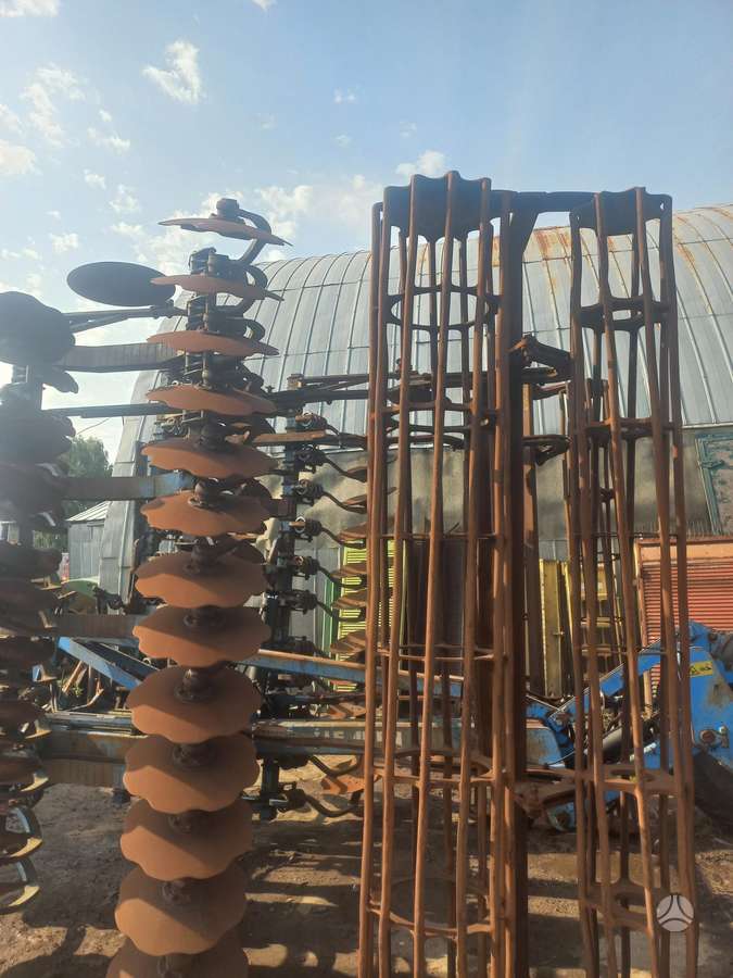 Lemken Rubin, scrapers, scrubbers