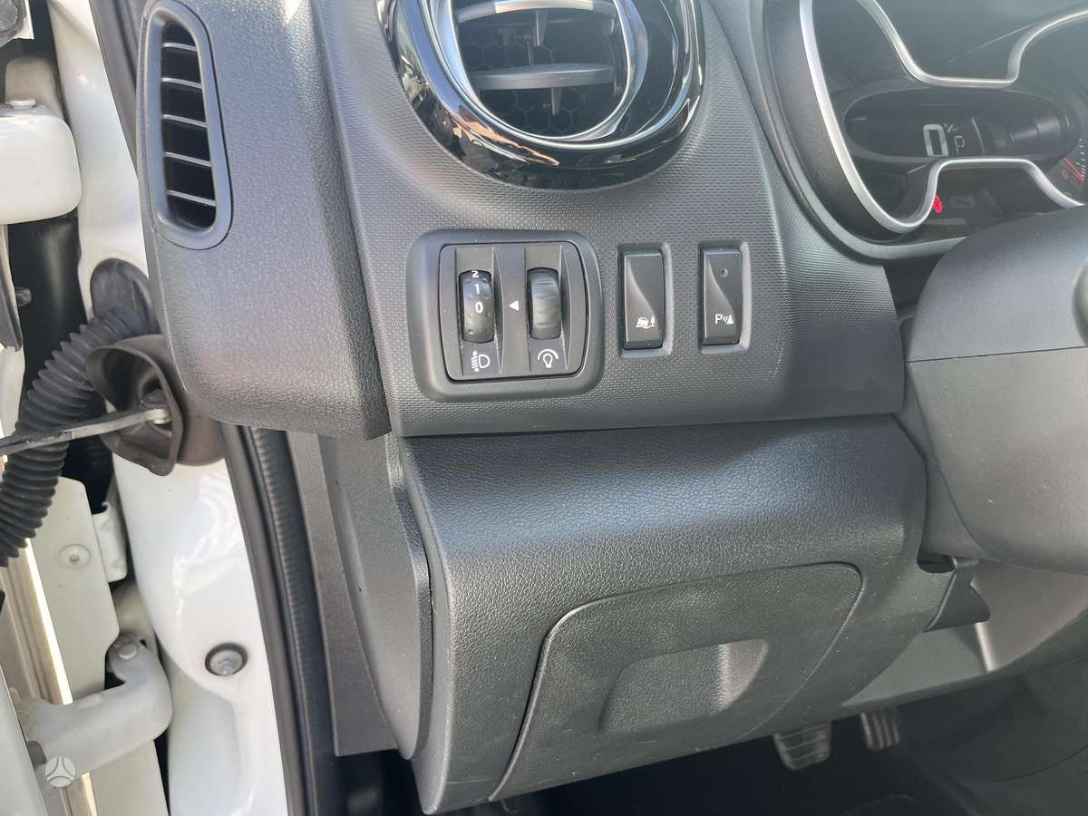 Renault Trafic, 2.0 l., mpv / minivan