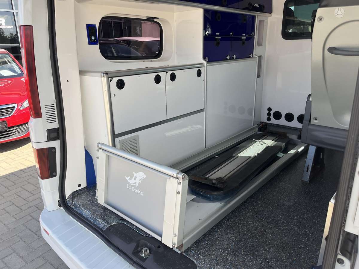Renault Trafic, 2.0 l., mpv / minivan
