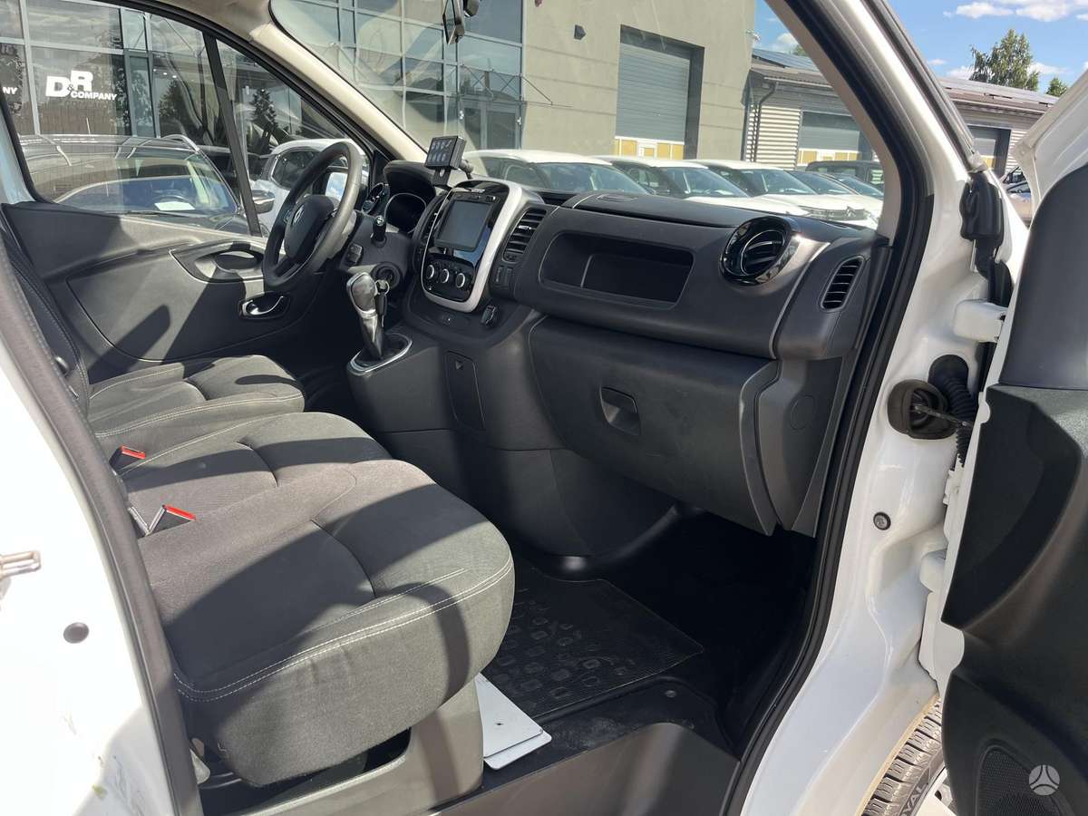 Renault Trafic, 2.0 l., mpv / minivan