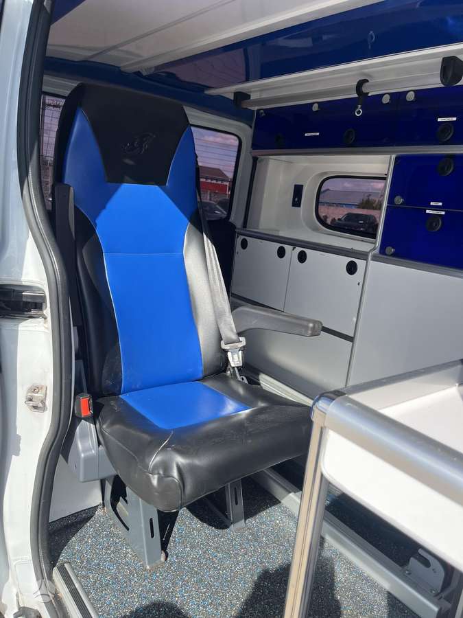Renault Trafic, 2.0 l., mpv / minivan